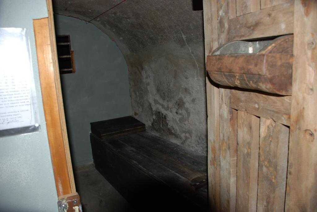 Falu Fangelse Vandrarhem Falun Bagian luar foto